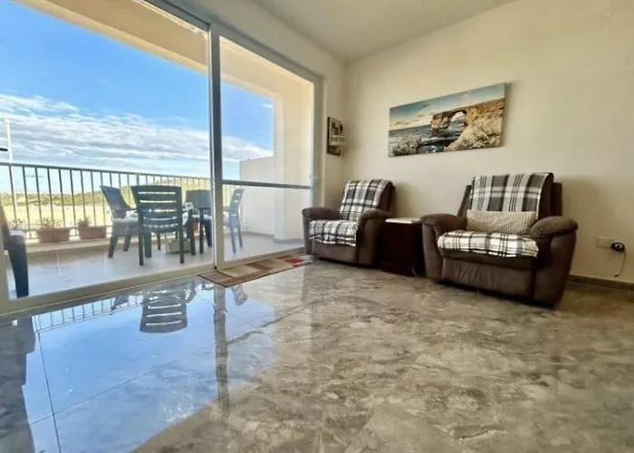 דירה Executive Penthouse Għarb